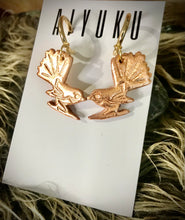 Load image into Gallery viewer, Kihikihi Tiwaiwaka Earrings
